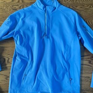 Men’s medium blue pullover.